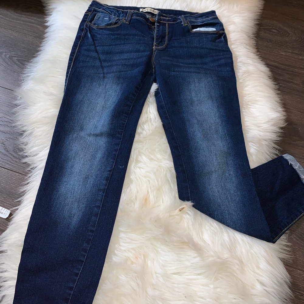 Women’s jeans